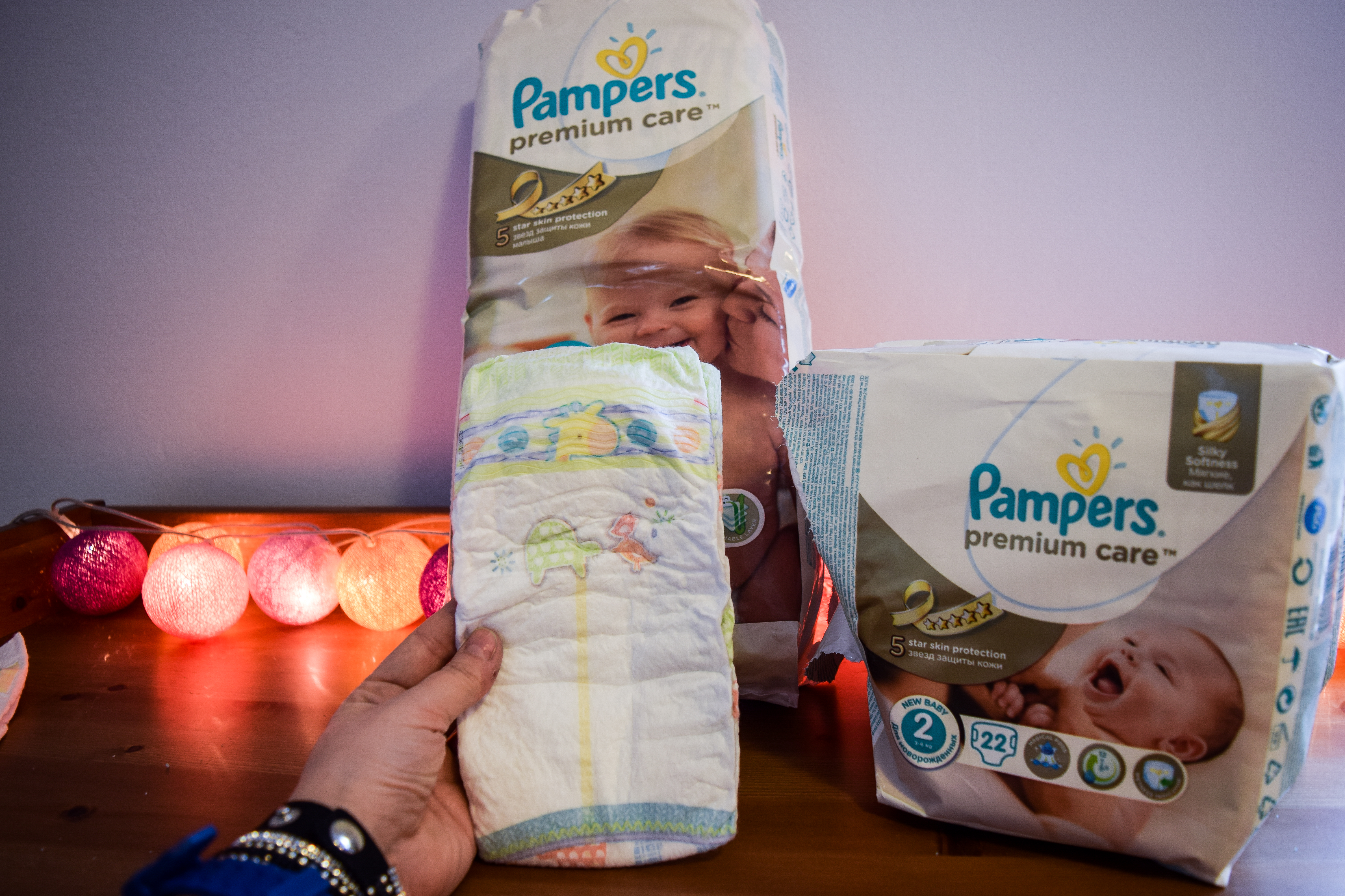 pampers wskaźnik wilgotności kolor