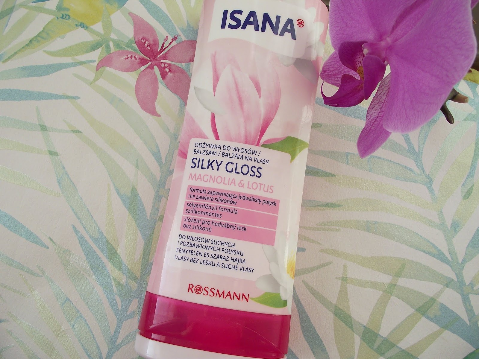 isana odżywka do włosów silky gloss