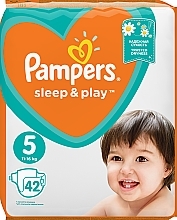 model pampers sleep&play