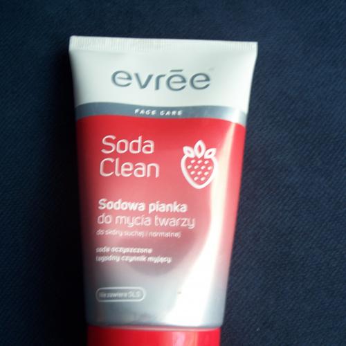 evree soda sodowa pianka do mycia twarzy 150ml