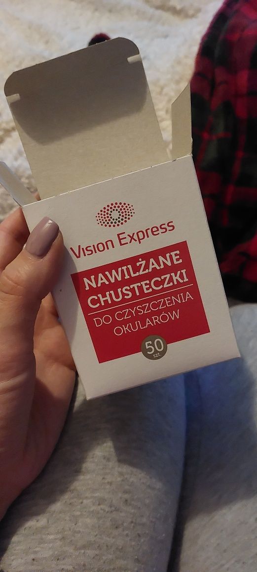 chusteczki nawilżane do okularów vision express