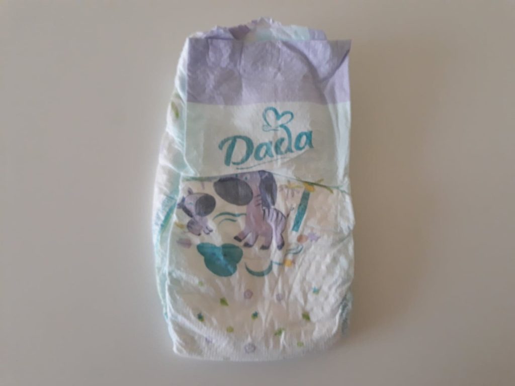 czym sie rozni pieluchy dada extra soft od premium