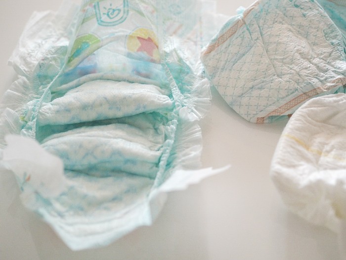 pampers zielone a pomarańczowe