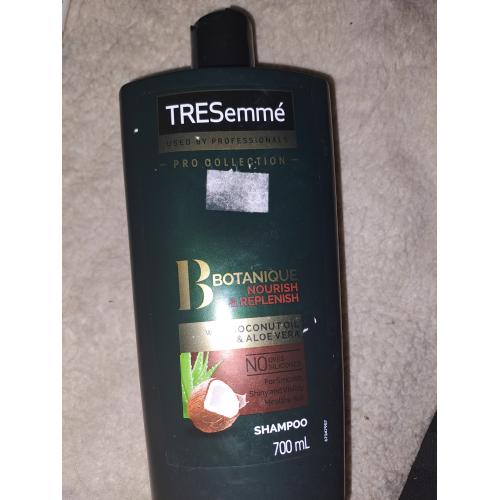 tresemmé botanique nourish & replenish szampon skład