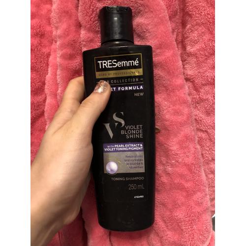 tresemmé violet blonde shine szampon